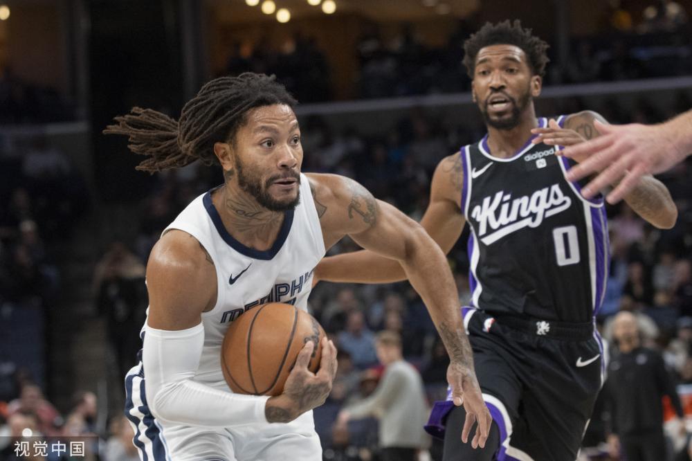 场上的细节 场上的细节