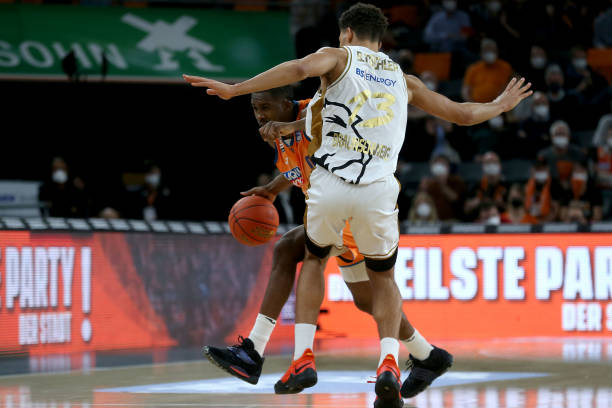 无锡吴钩的 无锡吴钩的